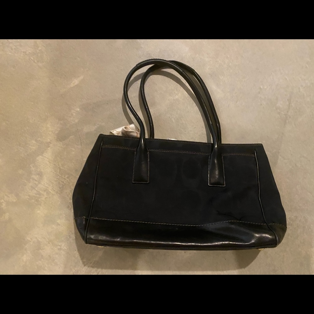 Coach purse - Picture 3 of 3